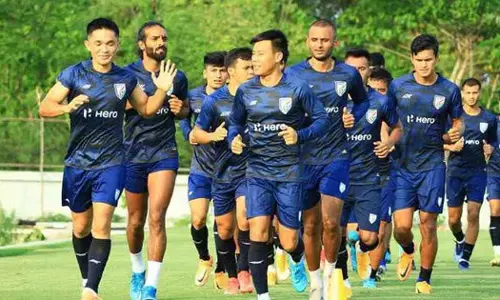 ഇന്ത്യക്ക് അഞ്ചാം തവണയും ഏഷ്യാകപ്പ് യോഗ്യത; ഗ്രൂപ്പ് ജേതാക്കളാകാൻ ഇന്ന് ഹോങ്കോങ്ങിനെതിരെ