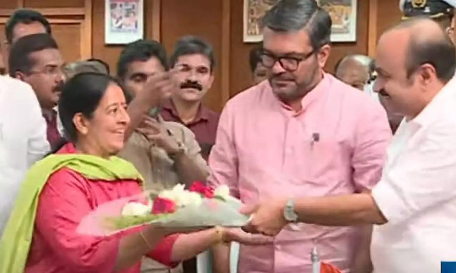 തൃക്കാക്കര എം.എല്‍എയായി ഉമാ തോമസ് സത്യപ്രതിജ്ഞ ചെയ്തു