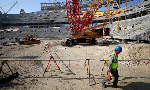 ഖത്തറിനോട് അരിശം തീരാതെ ആര്‍.എസ്.എസ്;  ഇന്ത്യന്‍ തൊഴിലാളികള്‍ക്ക് അടിമപ്പണിയെന്ന് ആരോപണം