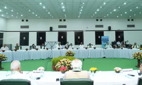 രാഷ്ട്രപതി സ്ഥാനാർത്ഥി: മമത വിളിച്ച പ്രതിപക്ഷ യോഗത്തിൽ  കോൺഗ്രസടക്കം 17 പാർട്ടി പ്രതിനിധികളെത്തി