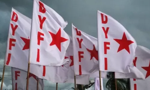 പട്ടാളവും, പൊലീസും സുരക്ഷയൊരുക്കിയാലും പിന്നെ യൂത്ത് കോണ്‍ഗ്രസുകാര്‍ വീട്ടില്‍ കിടന്നുറങ്ങില്ല; ഭീഷണി പ്രസംഗവുമായി ഡി.വൈ.എഫ്.ഐ