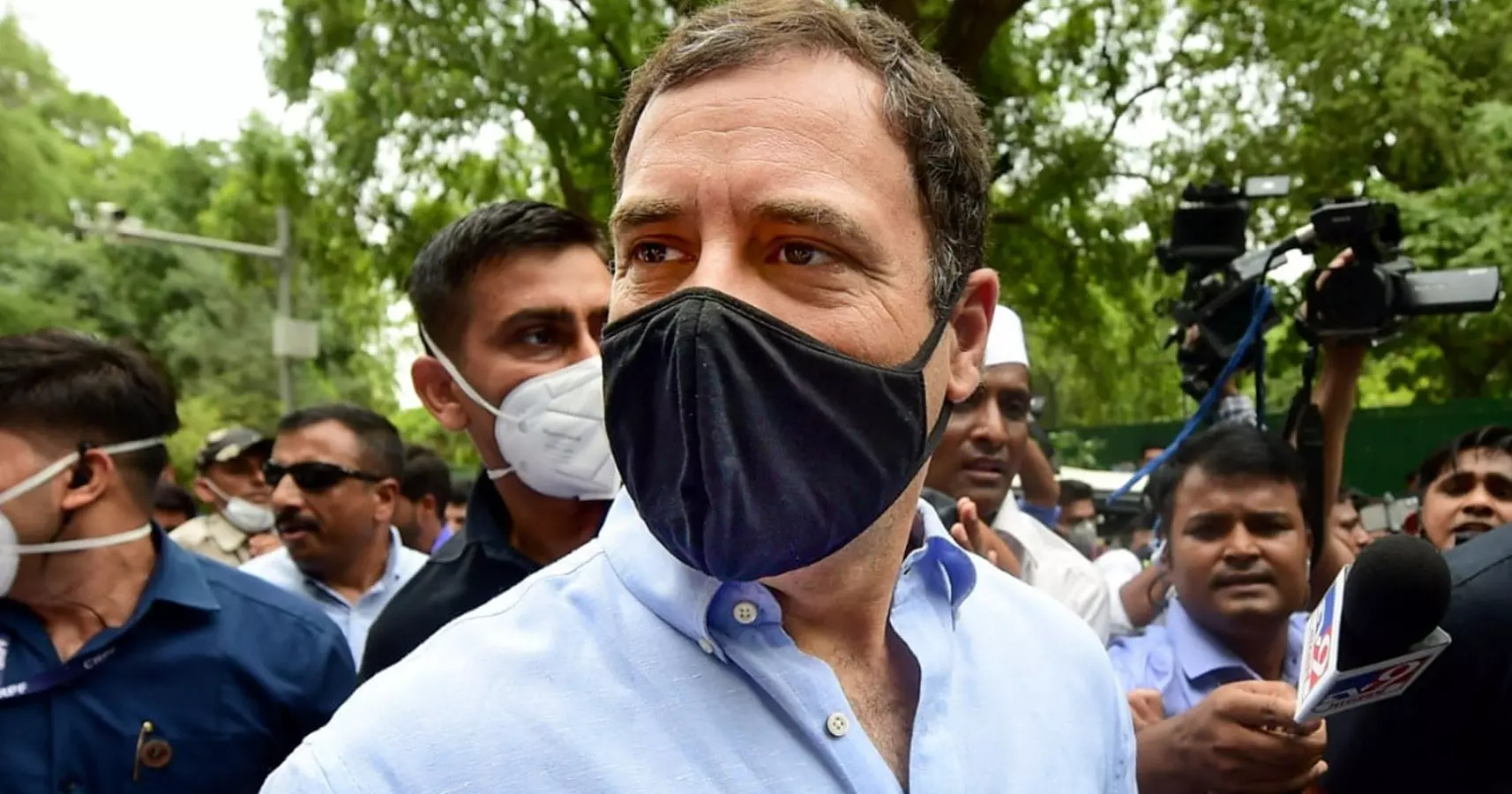 പറയുന്നതെല്ലാം രേഖപ്പെടുത്തണം, ഉദ്യോഗസ്ഥർ ഒപ്പിടണം; ഇ.ഡിക്ക് മുമ്പിൽ രാഹുൽ