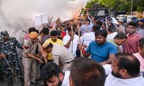 അഗ്നിപഥ് പ്രതിഷേധം; പൊലീസ് വെടിവെപ്പില്‍ ഒരാള്‍ കൊല്ലപ്പെട്ടു