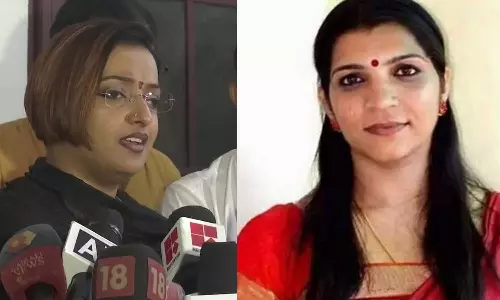 സ്വപ്നയുടെ രഹസ്യമൊഴി ആവശ്യപ്പെട്ട് സരിത നൽകിയ ഹരജി തള്ളി സ്വപ്നയുടെ രഹസ്യമൊഴി ആവശ്യപ്പെട്ട് സരിത നൽകിയ ഹരജി തള്ളി