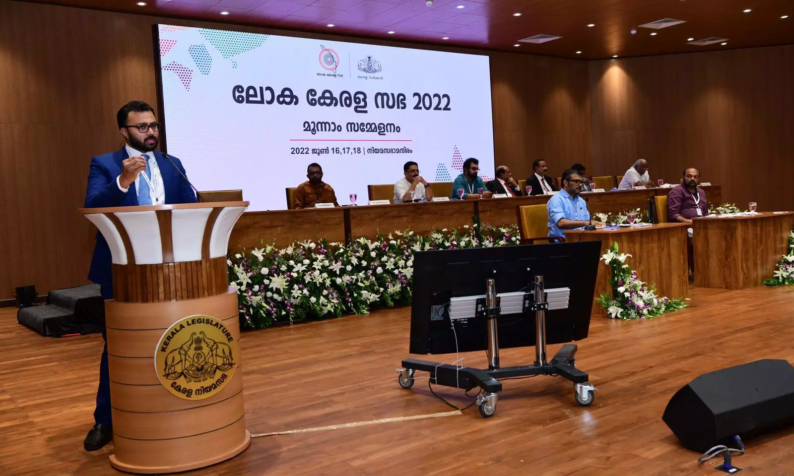 പ്രവാസികള്ക്കുവേണ്ടി സംസ്ഥാന സര്ക്കാര് ഭവനപദ്ധതി തയാറാക്കണമെന്ന് ജെ.കെ മേനോന് പ്രവാസികള്ക്കുവേണ്ടി സംസ്ഥാന സര്ക്കാര് ഭവനപദ്ധതി തയാറാക്കണമെന്ന് ജെ.കെ മേനോന്