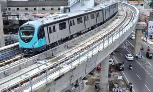 കൊച്ചി മെട്രോ രണ്ടാം ഘട്ടത്തിന് കേന്ദ്രത്തിന്‍റെ അന്തിമാനുമതി ലഭിച്ചില്ല