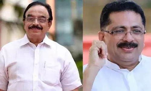 വീടിന്റെ പേര് എന്തുമാവട്ടെ അവിടെനിന്ന് ആരോപണവിധേയരായ സ്ത്രീകൾക്ക് വാട്സ്ആപ്പ് മെസേജ് പോയിട്ടില്ല; ജലീലിന് മറുപടിയുമായി അബ്ദുറബ്ബ് വീടിന്റെ പേര് എന്തുമാവട്ടെ അവിടെനിന്ന് ആരോപണവിധേയരായ സ്ത്രീകൾക്ക് വാട്സ്ആപ്പ് മെസേജ് പോയിട്ടില്ല; ജലീലിന് മറുപടിയുമായി അബ്ദുറബ്ബ്