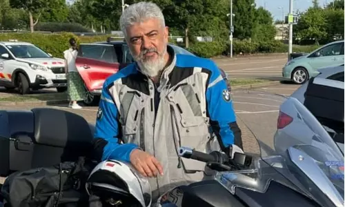 ബൈക്കിൽ യൂറോപ്പ് ചുറ്റിക്കറങ്ങി അജിത്ത്