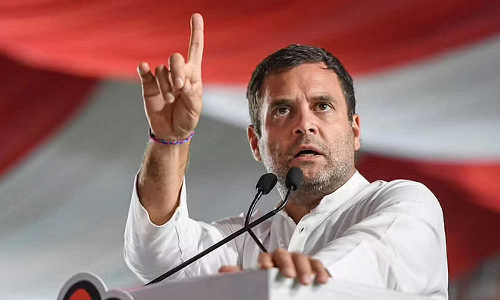 തീരാത്ത ചോദ്യം ചെയ്യൽ: രാഹുൽ ഗാന്ധി നാളെയും ഇഡിക്ക് മുന്നിലെത്തണം തീരാത്ത ചോദ്യം ചെയ്യൽ: രാഹുൽ ഗാന്ധി നാളെയും ഇഡിക്ക് മുന്നിലെത്തണം