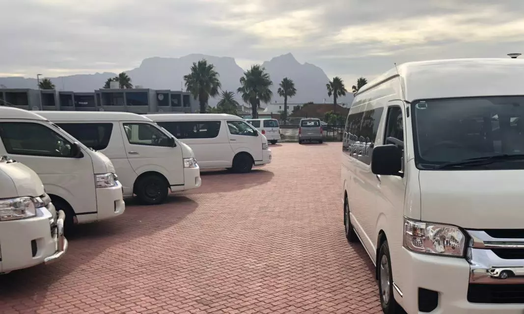 അനധികൃത വാന്‍ ട്രാന്‍സ്പോര്‍ട്ട് സര്‍വീസുകള്‍ക്കെതിരെ കര്‍ശന നടപടിക്കൊരുങ്ങി കുവൈത്ത്