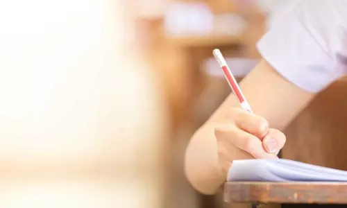 പ്ലസ്ടു പരീക്ഷാ ഫലം ഇന്ന് രാവിലെ 11 ന്: ഇത്തവണയും ഗ്രേസ് മാർക്കില്ല പ്ലസ്ടു പരീക്ഷാ ഫലം ഇന്ന് രാവിലെ 11 ന്: ഇത്തവണയും ഗ്രേസ് മാർക്കില്ല