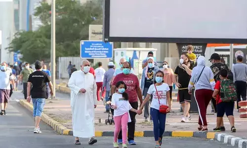 കോവിഡ് വീണ്ടുമുയരുന്നു; ആശങ്ക വേണ്ടെന്ന് കുവൈത്ത് കോവിഡ് വീണ്ടുമുയരുന്നു; ആശങ്ക വേണ്ടെന്ന് കുവൈത്ത്