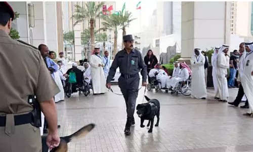 ഇന്ത്യൻ തൊഴിലാളികളുടെ കയ്യിലെ വ്യാജ പൊലീസ് ക്ലിയറൻസ്;  വിദേശകാര്യമന്ത്രി ഇടപെടണമെന്ന് കുവൈത്ത് പാർലിമെന്റ് അംഗം