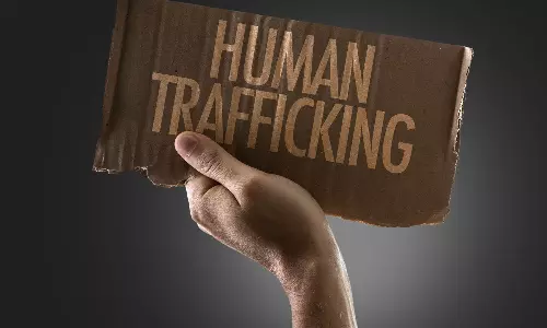 വാങ്ങാനെത്തുന്നവരുടെ മുമ്പിൽ വിലപേശിയാണ് വിൽക്കുന്നത്‌; കുവൈത്തിൽ കുടുങ്ങിക്കിടക്കുന്നത് നിരവധിപേർ