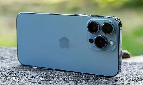 എല്ലാ ജഡ്ജിമാർക്കും ഐഫോൺ 13 വാങ്ങാൻ ടെൻഡർ ക്ഷണിച്ച് പട്ന ഹൈക്കോടതി