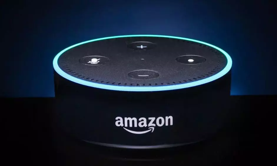 അലെക്‌സ ഇനി നിങ്ങൾക്ക് ഇഷ്ടപ്പെട്ട ആരെയും അനുകരിക്കും; പുതിയ ഫീച്ചർ അവതരിപ്പിക്കാൻ ആമസോൺ