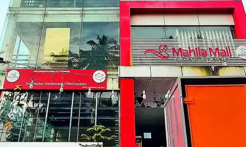 കോഴിക്കോട്ടെ മഹിള മാൾ പ്രവർത്തിക്കുന്നത് കെട്ടിടനമ്പർ ഇല്ലാതെ; ക്രമക്കേടിന് കോർപ്പറേഷന്റെ ഒത്താശയെന്ന് പ്രതിപക്ഷം