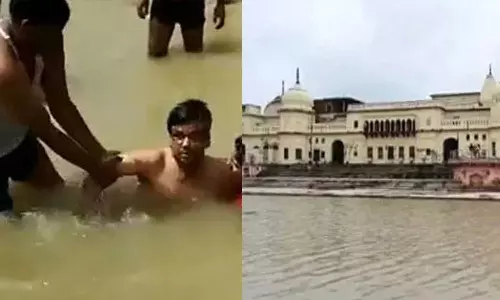 നദിയിൽ കുളിക്കുന്നതിനിടെ ഭാര്യയെ ചുംബിച്ചെന്നാരോപിച്ച് യുവാവിന് മർദനം നദിയിൽ കുളിക്കുന്നതിനിടെ ഭാര്യയെ ചുംബിച്ചെന്നാരോപിച്ച് യുവാവിന് മർദനം