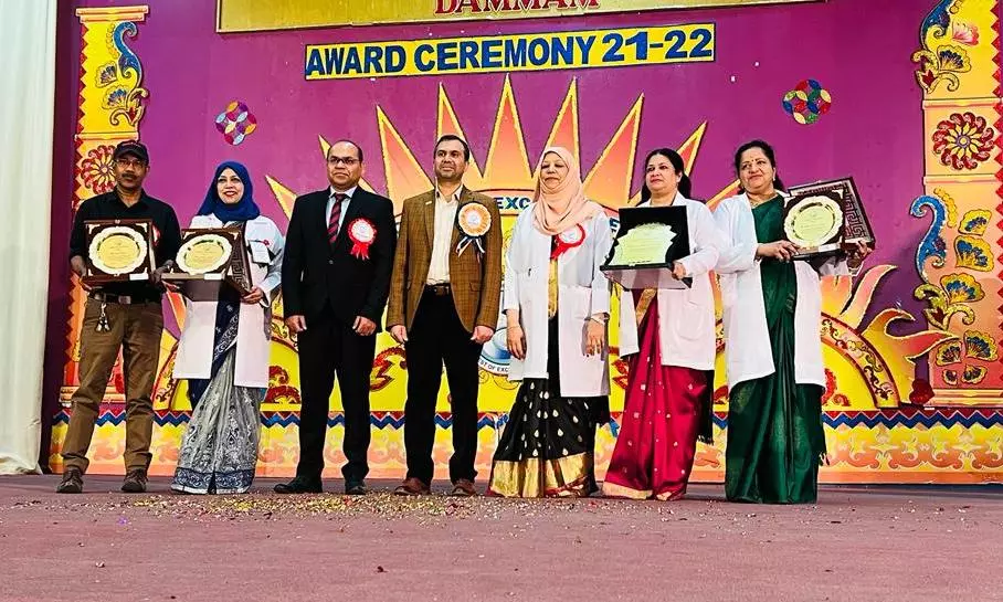 ദമ്മാം ഇന്റര്‍നാഷണല്‍ ഇന്ത്യന്‍ സ്‌കൂളില്‍ അധ്യാപകരെ ആദരിച്ചു