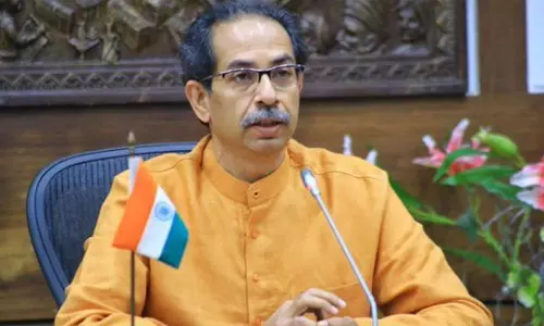 വിമത എം.എൽ.എമാരെ അനുനയിപ്പിക്കാനാകാതെ ഉദ്ധവ് പക്ഷം; സര്‍ക്കാര്‍ രൂപീകരണ ചര്‍ച്ചകളിലേക്ക് ബി.ജെ.പി