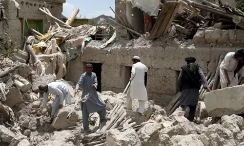 ആശയവിനിമയ സംവിധാനങ്ങൾ തകർന്നു; അഫ്ഗാനില് രക്ഷാപ്രവര്ത്തനം ദുഷ്കരം ആശയവിനിമയ സംവിധാനങ്ങൾ തകർന്നു; അഫ്ഗാനില് രക്ഷാപ്രവര്ത്തനം ദുഷ്കരം