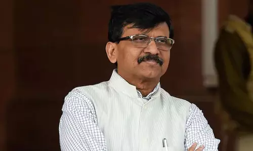 ശ്രദ്ധിക്കൂ പ്രധാനമന്ത്രീ, താങ്കളുടെ മന്ത്രി ശരദ് പവാറിനെ ഭീഷണിപ്പെടുത്തുന്നു: സഞ്ജയ് റാവത്ത്