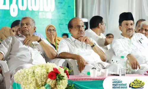 സാദിഖലി തങ്ങളുടെ പര്യടനം: ഉറപ്പും ഊർജവും സാദിഖലി തങ്ങളുടെ പര്യടനം: ഉറപ്പും ഊർജവും