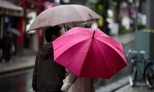 കേരളത്തില്‍ അടുത്ത 5 ദിവസം ഒറ്റപ്പെട്ടയിടങ്ങളില്‍ ശക്തമായ മഴക്ക് സാധ്യത