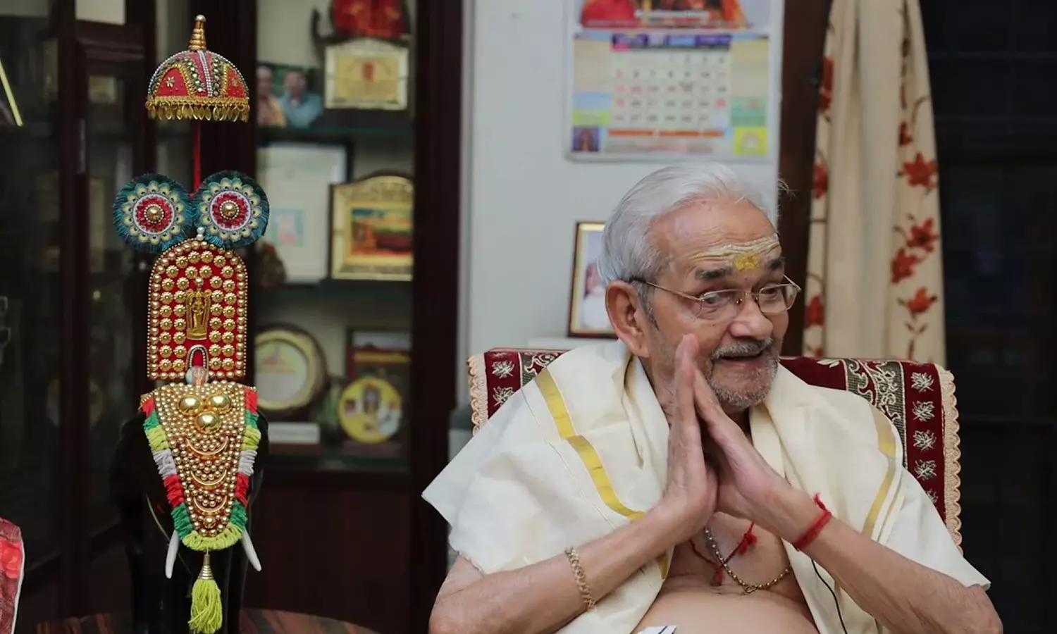 സാഹിത്യകാരൻ ചൊവ്വല്ലൂർ കൃഷ്ണൻകുട്ടി അന്തരിച്ചു സാഹിത്യകാരൻ ചൊവ്വല്ലൂർ കൃഷ്ണൻകുട്ടി അന്തരിച്ചു