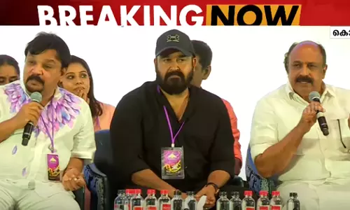 ഭൂരിപക്ഷം അംഗങ്ങള്ക്കും ഷമ്മി തിലകനോട് എതിര്പ്പ്, നടപടി ഷമ്മിക്ക് പറയാനുള്ളത് കേട്ട ശേഷം: അമ്മ ഭാരവാഹികള് ഭൂരിപക്ഷം അംഗങ്ങള്ക്കും ഷമ്മി തിലകനോട് എതിര്പ്പ്, നടപടി ഷമ്മിക്ക് പറയാനുള്ളത് കേട്ട ശേഷം: അമ്മ ഭാരവാഹികള്