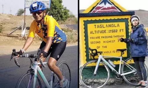 ചരിത്രത്തിലേക്ക് ചവിട്ടിക്കയറി രണ്ടുകുട്ടികളുടെ അമ്മ; ദുർഘടമായ ലേ-മണാലി 55 മണിക്കൂറും 13 മിനിറ്റും കൊണ്ട് കീഴടക്കി പ്രീതി മാസ്കെ