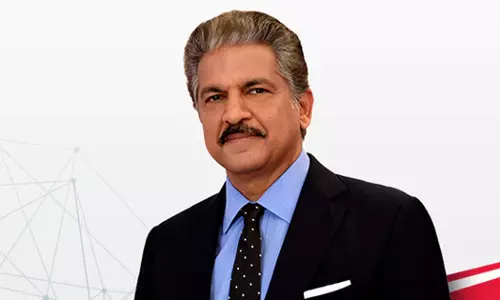 താങ്കളുടെ യോഗ്യത എന്തെന്ന് ചോദ്യം; മറുപടിയുമായി ആനന്ദ് മഹീന്ദ്ര താങ്കളുടെ യോഗ്യത എന്തെന്ന് ചോദ്യം; മറുപടിയുമായി ആനന്ദ് മഹീന്ദ്ര