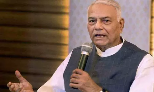 നൂറ് ശതമാനം വോട്ട് ലഭിക്കുന്ന സംസ്ഥാനം; രാഷ്ട്രപതി സ്ഥാനാർഥി യശ്വന്ത് സിൻഹ കേരളത്തിലെത്തി