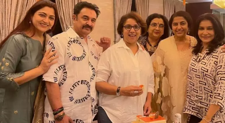 അതു ഒരു അഭിനയ പിസാസ്; രേവതിക്ക് സ്വീകരണമൊരുക്കി സിനിമയിലെ സുഹൃത്തുക്കള് അതു ഒരു അഭിനയ പിസാസ്; രേവതിക്ക് സ്വീകരണമൊരുക്കി സിനിമയിലെ സുഹൃത്തുക്കള്