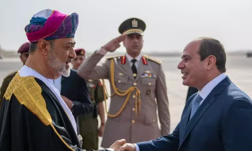 ഒമാന്‍ സന്ദര്‍ശനം പൂര്‍ത്തിയാക്കി ഈജിപ്ത്   പ്രസിഡന്റ് മടങ്ങി; നിരവധി കരാറുകളില്‍ ഒപ്പുവെച്ചു