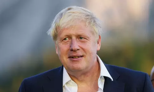 പുടിൻ സ്ത്രീയായിരുന്നെങ്കിൽ യുദ്ധത്തിന് ഇറങ്ങി തിരിക്കില്ലായിരുന്നു: ബോറിസ് ജോൺസൺ