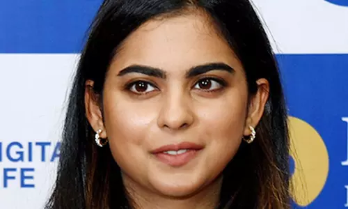 ആകാശിന് പിന്നാലെ ഇഷ; റിലയൻസിൽ തലമുറ മാറ്റം