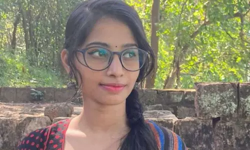 പേ വിഷബാധയേറ്റ് 19കാരി മരിച്ച സംഭവം; അന്വേഷണത്തിനുത്തരവിട്ട് ആരോഗ്യമന്ത്രി പേ വിഷബാധയേറ്റ് 19കാരി മരിച്ച സംഭവം; അന്വേഷണത്തിനുത്തരവിട്ട് ആരോഗ്യമന്ത്രി