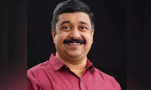 മുഖ്യമന്ത്രിയെ പാണക്കാട് തങ്ങളാക്കേണ്ട, കമ്മ്യൂണിസ്റ്റാക്കിയാൽ മതി: നജീബ് കാന്തപുരം