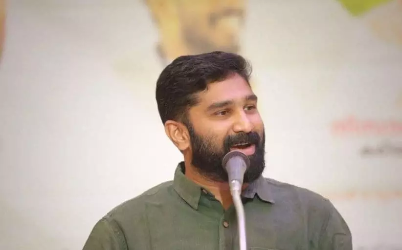 എ.കെ.ജി സെന്‍ററിന് നേരെയുണ്ടായ ബോംബേറ് തീവ്രവാദ പ്രവര്‍ത്തനം, എൻ.ഐ. എ അന്വേഷിക്കണം: വി.ടി ബല്‍റാം