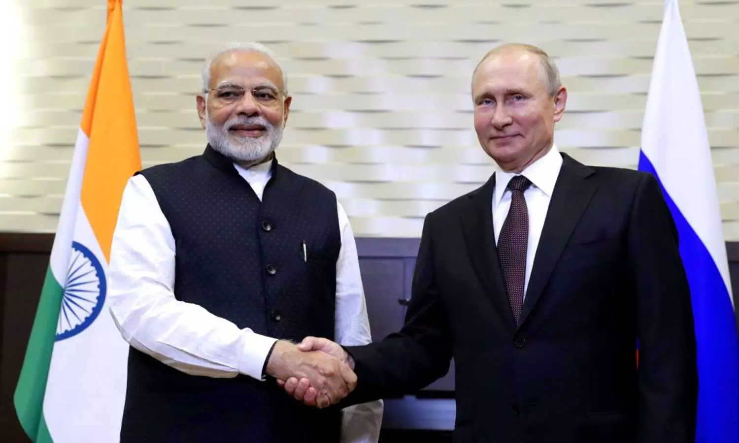 യുക്രൈൻ പ്രശ്നം ചർച്ചകളിലൂടെ പരിഹരിക്കണം; മോദി പുടിനുമായി ഫോണിൽ ചർച്ച നടത്തി യുക്രൈൻ പ്രശ്നം ചർച്ചകളിലൂടെ പരിഹരിക്കണം; മോദി പുടിനുമായി ഫോണിൽ ചർച്ച നടത്തി