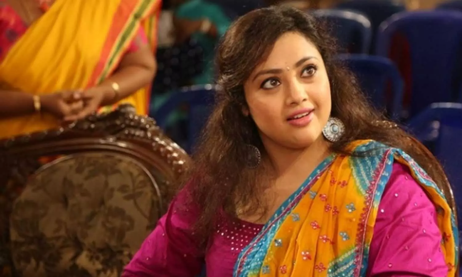 ഞങ്ങളുടെ സ്വകാര്യത മാനിക്കണം, തെറ്റായ വിവരങ്ങൾ പ്രചരിപ്പിക്കരുത്; ഭർത്താവിന്റെ വിയോഗത്തിന് പിന്നാലെ അഭ്യർഥനയുമായി നടി മീന ഞങ്ങളുടെ സ്വകാര്യത മാനിക്കണം, തെറ്റായ വിവരങ്ങൾ പ്രചരിപ്പിക്കരുത്; ഭർത്താവിന്റെ വിയോഗത്തിന് പിന്നാലെ അഭ്യർഥനയുമായി നടി മീന