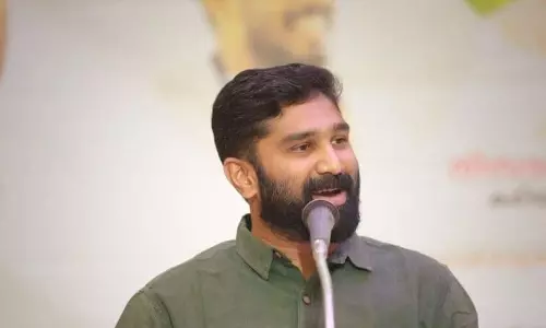 എ.കെ.ജി സെന്‍ററിന് നേരെയുണ്ടായ ബോംബേറ് തീവ്രവാദ പ്രവര്‍ത്തനം, എൻ.ഐ. എ അന്വേഷിക്കണം: വി.ടി ബല്‍റാം