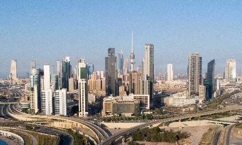 കുവൈത്തിൽ ഗാർഹിക ജോലിക്കാരുടെ റെസിഡൻസ് പെർമിറ്റ്  സഹൽ ആപ്ലിക്കേഷൻ വഴി പൂർത്തിയാക്കാം