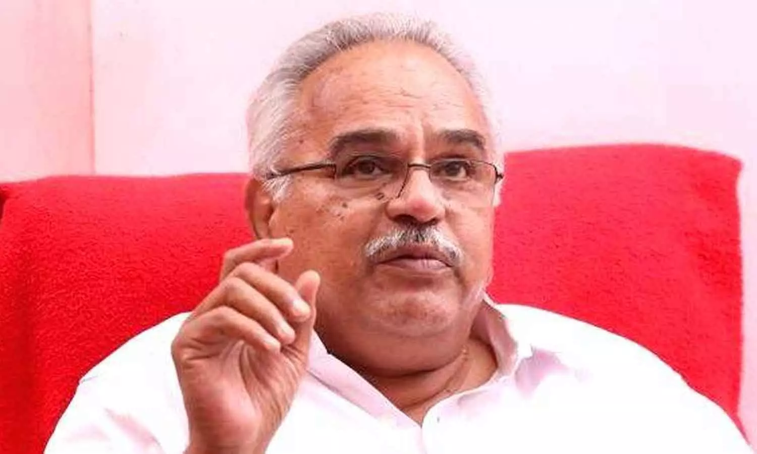 ബ്ലാക്ക്മെയിൽ രാഷ്ട്രീയത്തിൽ താൽപര്യമില്ല, പി.സി ജോർജ് പറയുന്ന കാര്യങ്ങളിൽ തെളിവുണ്ടെങ്കിൽ കൊടുക്കട്ടെ: കാനം രാജേന്ദ്രൻ ബ്ലാക്ക്മെയിൽ രാഷ്ട്രീയത്തിൽ താൽപര്യമില്ല, പി.സി ജോർജ് പറയുന്ന കാര്യങ്ങളിൽ തെളിവുണ്ടെങ്കിൽ കൊടുക്കട്ടെ: കാനം രാജേന്ദ്രൻ