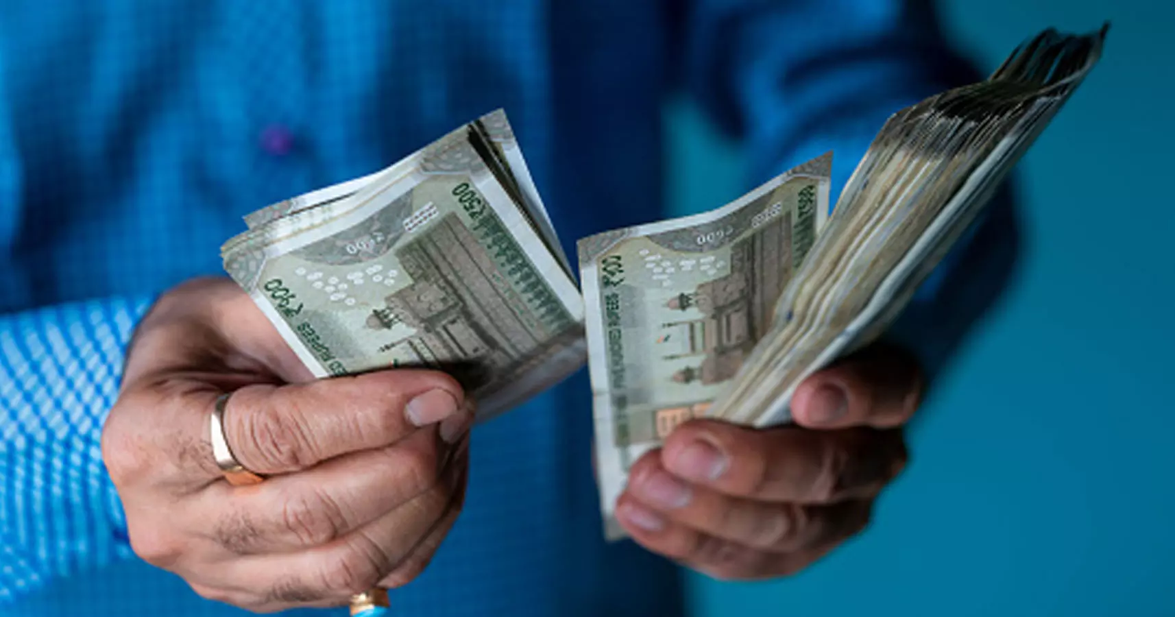 ഒരു ലക്ഷമല്ല, ഇനി നിയന്ത്രണങ്ങളില്ലാതെ പ്രവാസികൾക്ക് പത്തു ലക്ഷം വരെ പണമയക്കാം ഒരു ലക്ഷമല്ല, ഇനി നിയന്ത്രണങ്ങളില്ലാതെ പ്രവാസികൾക്ക് പത്തു ലക്ഷം വരെ പണമയക്കാം