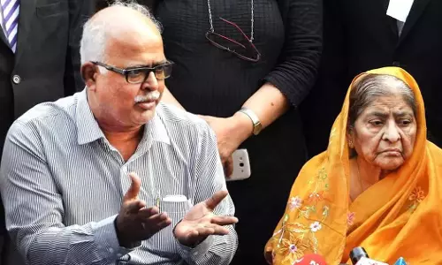 കേസ് തള്ളിയതല്ല, ടീസ്റ്റയെ അറസ്റ്റ് ചെയ്തതാണ് ഉമ്മയെ ഏറെ അമ്പരപ്പിച്ചത്; ഗുജറാത്ത് പൊലീസ് നടപടിയിൽ സാകിയ ജാഫരിയുടെ മകൻ