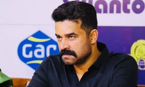 എനിക്കു പകരം എന്റെ സിനിമകള് സംസാരിക്കും, ജീവനോടെ കാത്തതിന് ദൈവത്തിനു നന്ദി-ചോദ്യംചെയ്യലിനു ശേഷം വിജയ് ബാബു എനിക്കു പകരം എന്റെ സിനിമകള് സംസാരിക്കും, ജീവനോടെ കാത്തതിന് ദൈവത്തിനു നന്ദി-ചോദ്യംചെയ്യലിനു ശേഷം വിജയ് ബാബു