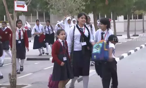 മികച്ച ദുബൈ വിദ്യാർഥികൾക്ക് ഗോൾഡൻ വിസയും സ്കോളർഷിപ്പും മികച്ച ദുബൈ വിദ്യാർഥികൾക്ക് ഗോൾഡൻ വിസയും സ്കോളർഷിപ്പും