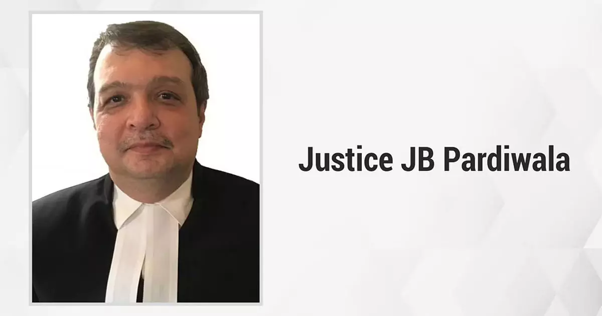 ജഡ്ജിമാരെ ആക്രമിക്കുന്നത് അപകടകരമായ പ്രവണത, സോഷ്യല്‍ മീഡിയക്ക് നിയന്ത്രണം വേണം: നുപൂര്‍ ശര്‍മയെ വിമര്‍ശിച്ച ജസ്റ്റിസ് പര്‍ദിവാല
